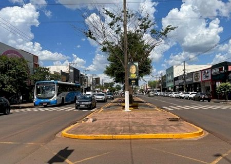 Comércio de Dourados comemora pagamento de 3 folhas em dezembro