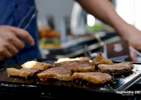 Homem morre após se engasgar com pedaço de carne de churrasco