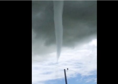 Formação de tornado assusta moradores em cidade do sul de MS