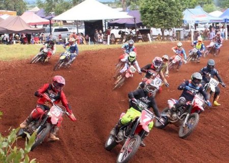 Com mais de 250 pilotos Amambai sediou abertura da 1ª Copa Conesul de Velocross