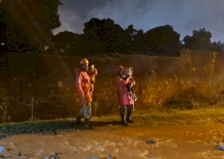 Chuva supera 230mm, deixa pessoas ilhadas e causa estragos em Ponta Porã