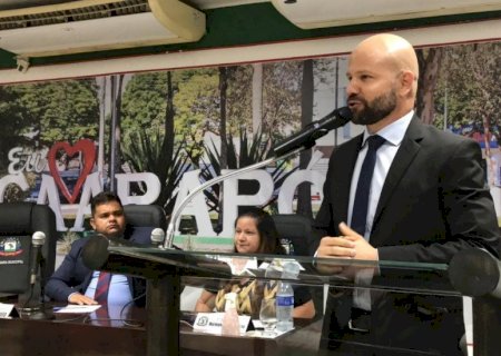 Sessão solene abre ano legislativo na Câmara Municipal de Caarapó