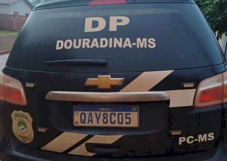 Mulher sofre queimaduras ao ter água quente derramada no corpo por marido em Douradina