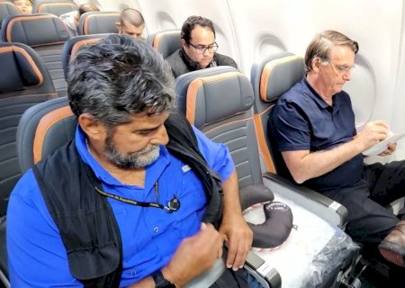 Bolsonaro chega ao Brasil após três meses nos Estados Unidos