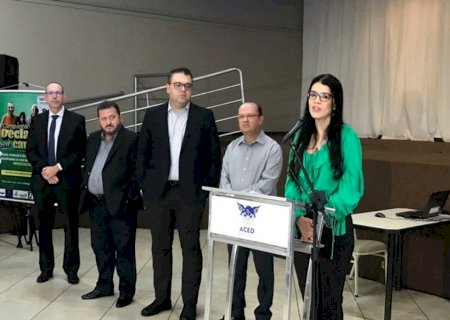 Barbosinha participa de lançamento de campanha 'Declare seu carinho'