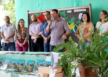 Prefeitura de Caarapó inclui calçados em lista de material destinado à rede municipal de ensino