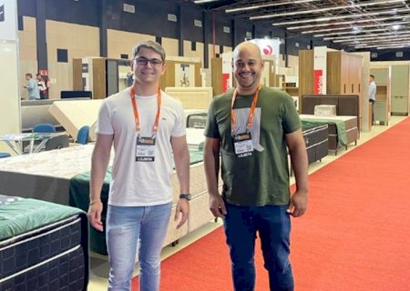 Empresários de Itaporã  Victore  Edson, participarão da feira'Fair House' e a loja está repleta de novidades!!! Venham conferir