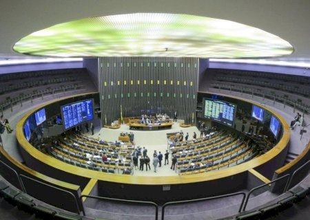 Câmara aprova projeto que tipifica crime em troca de atividade sexual