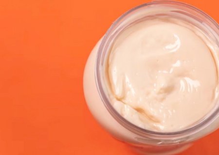 Receita fácil de maionese caseira sem óleo e sem ovo cru com apenas 3 ingredientes