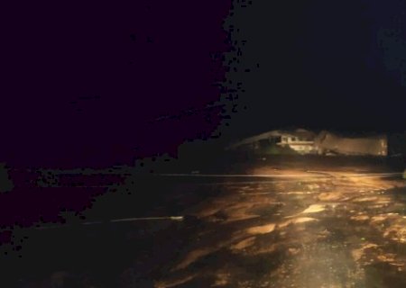 Temporal com 7 mil raios deixou 6 postes ca&iacute;dos e transformadores queimados no MS