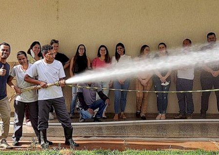 Brigadistas do HU de Dourados passam por treinamento de reciclagem