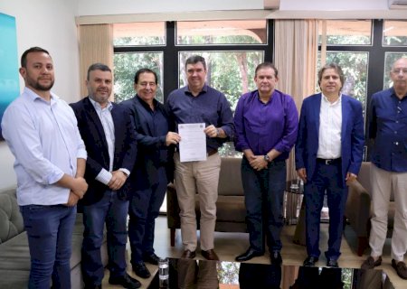 Na capital prefeito Marcos Pacco cumpre agenda com governador Riedel