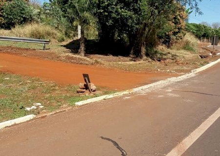 Moradores da Vila São Pedro farão protesto contra fechamento de acesso à BR-163