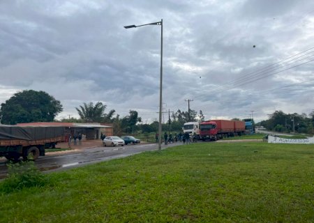 Após mais de 10h, indígenas liberam rodovia com promessas de melhorias na segurança pública