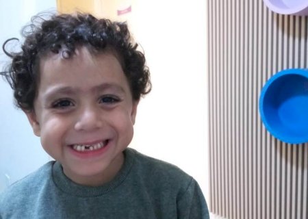 Garoto Theo precisa passar por cirurgia de R$ 80 mil e família faz  campanha 'Pix Solidário'