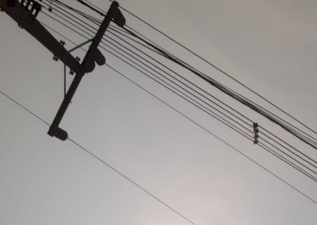 Itaporã amanheceu encoberta por densa nuvem de fumaça