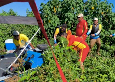 Barco com quatro pessoas afunda durante festival internacional de pesca em Corumbá