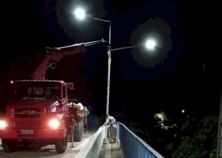 Trabalho de Zé Teixeira garante iluminação de LED em municípios