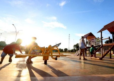 'Tira casaco, bota casaco': Calor volta, mas nova frente fria promete chuva e 10°C no fim de semana
