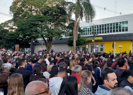 Cerca de 25 mil fiéis celebram Corpus Christi em Dourados