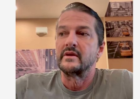 Marcelo Serrado revela crise de pânico em voo e faz alerta: 'Muita gente passa por isso'
