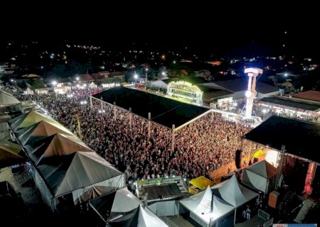 VAI COMEÇAR: Serão 05 noites de grandes shows que começam nesta quarta nos 37 anos de VICENTINA