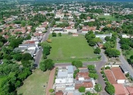 Rapaz &eacute; socorrido em estado grave ap&oacute;s ser picado por jararaca