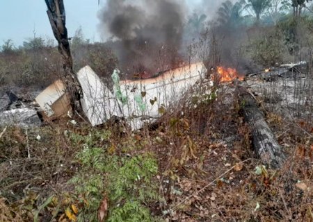 Avião de pequeno porte cai e deixa 5 mortos em Apiacás, na zona rural de Mato Grosso