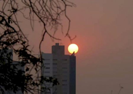 &Uacute;ltimo fim de semana do inverno ser&aacute; quente, mas com chance de chuva
