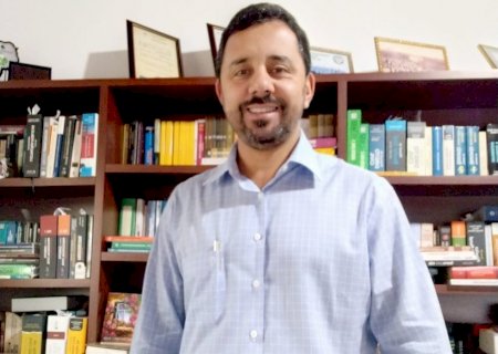 Ex-prefeito Wallas é absolvido de acusação de fracionamento de licitação para contratação de obras de iluminação pública e ornamental em praças e ruas de Itaporã