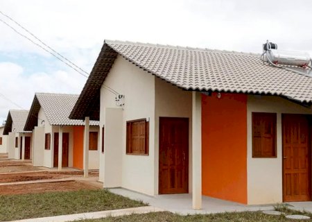 Deputado comemora construção de mais 300 casas populares em MS