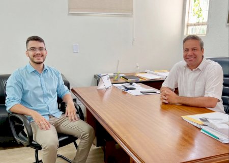 Parceria pela Segurança: Prefeito de Itaporã Recebe Visita do Delegado