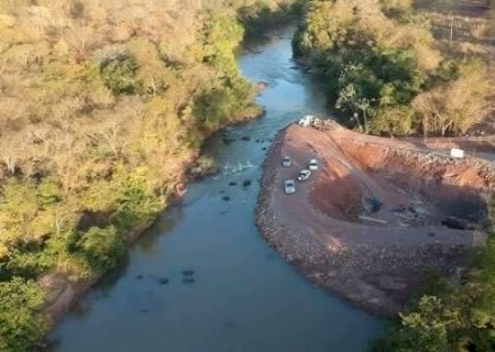 Rapaz desaparece ao pular em rio e desmaiar durante festa de fam&iacute;lia