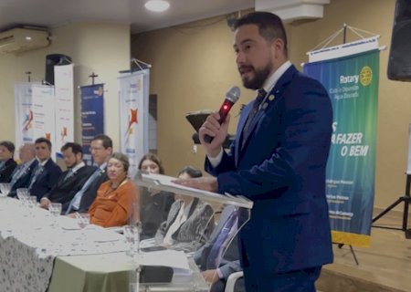 Rotary Club de Dourados dá posse à nova diretoria