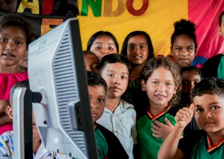 Governo estima que 60% das escolas públicas têm internet de banda larga