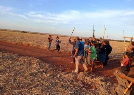 Ind&iacute;genas Guarani-Kaiow&aacute; voltam &agrave; fazenda em Caarap&oacute; ap&oacute;s impasse em negocia&ccedil;&otilde;es