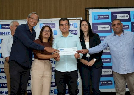 Elias Ishy destina emendas impositivas para 37 unidades de ensino