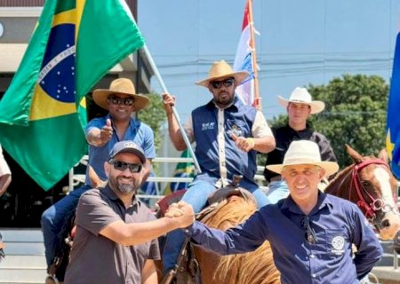 Com a participação de centenas de pessoas Cavalgada dos Amigos foi sucesso total em Paranhos