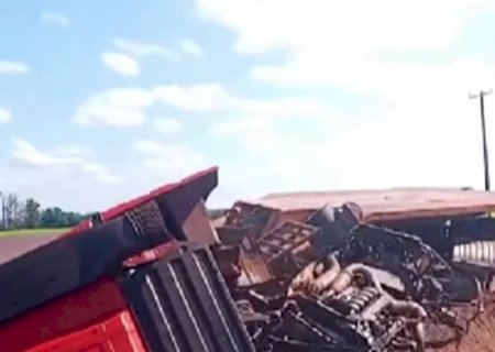 Agora - Acidente grave entre Indápolis e Lagoa Bonita mobiliza Bombeiros