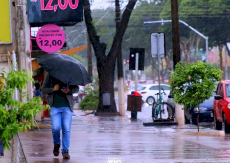 Inmet alerta para perigo de 'chuvas intensas' entre hoje e amanhã em Dourados e região