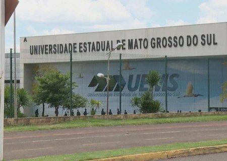 Com salário de até R$ 10 mil, UEMS abre seleção para professores de medicina