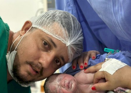 Vídeo - Hospital Municipal de Itaporã celebra o nascimento do primeiro bebê de 2026