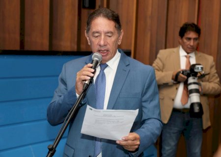 Gerson Claro apresenta moção de congratulação por posse de Alexandre Magno no CNMP