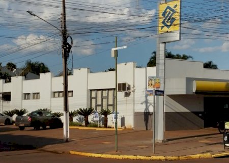 Itaporã: prédio do BB oferece perigo a funcionários e à população; Sindicato procura a Defesa Civil