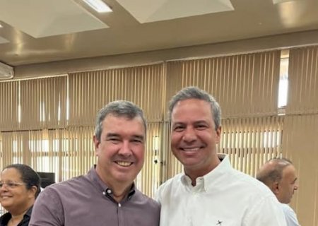 Prefeito de Itaporã, Tiago Carbonaro, participa de agenda do governador Riedel em Dourados