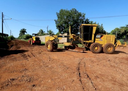 Dourados - Prefeitura leva cascalhamento à 4ª região de sitioca e recupera ruas na Chácara Bela Vista