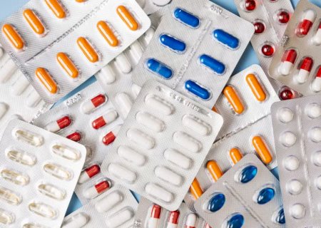 Remédios podem ter reajuste de até 3,81% a partir desta terça; entenda como medida afeta pacientes