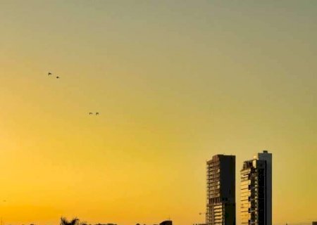 Sol entre nuvens e calor de at&eacute; 36&deg;C marcam o in&iacute;cio de semana em MS