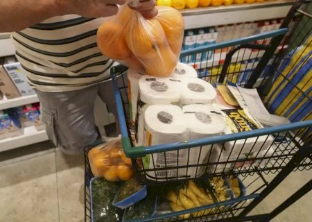 Prévia da inflação de março fica em 0,44%, pressionada por alimentos