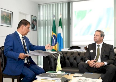 Articulação política do prefeito de Itaporã, Tiago Carbonaro, garante R$ 1,2 milhão em recursos destinados por Nelsinho Trad para a saúde